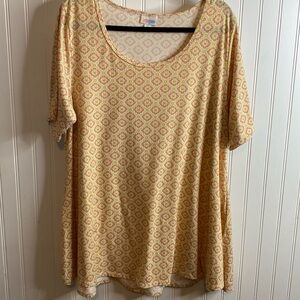 LulaRoe plus size 2X shirt💗